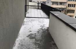 Birou ultramodern, 60 mp, si o terasa generoasa de 15 mp