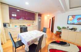 Apartament modern, 3 camere, parcare, zona Terra!