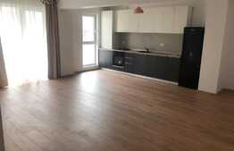 Apartament 2 camere, finisat, etaj intermediar, zona centrala, Floresti