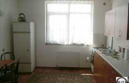 Apartament de inchiriat cu 2 camere cu loc de parcare subteran, zona Meteor