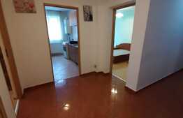 Decomandat, parcare, 56 mp utili, etaj intermediar, zona Florilor