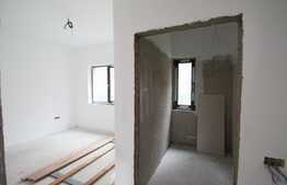 Casa individuala, 271 mp utili, 2200 mp teren, incalzire in pardoseala, finalizata!