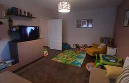 Finisaje moderne, decomandat, parcare, etaj intermediar, zona Stejarului