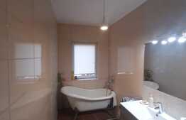 Finisaje moderne, decomandat, parcare, etaj intermediar, zona Stejarului