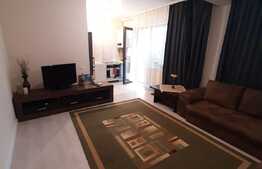 Gradina 70 mp, 2 bai, terasa, balcon, loc de parcare, zona Sub cetate