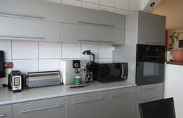 De vanzare casa 180 utili, 411 mp teren!