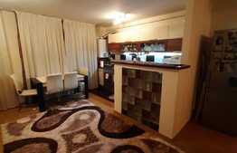 Apartament cu 2 camere, etaj intermediar, zona Florilor