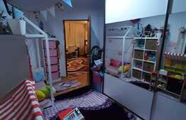 Apartament cu 2 camere, etaj intermediar, zona Florilor