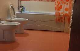 Apartament 3 camere, 64 mp, loc parcare, zona strazii Sesul de Sus!