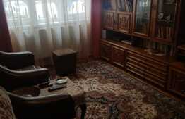 Apartament 4 camere, decomandat, etaj 1, parcare, zona Nora
