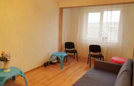 Apartament 2 camere, decomandat, zona Teilor!