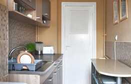 Apartament 2 camere, 50 mp, decomandat, parcare, zona Minerva