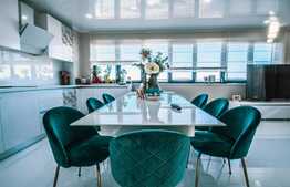 Casa cuplata, 225 mp, 250 mp teren, ultra-moderna, utilitati, priveliste! garaj!