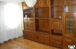 4 camere decomandate, 78.80 mp, zona strazii Parang. Boxa si loc de parcare!