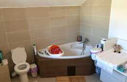 De vanzare casa pentru familia ta! 160 mp utili, 1000 mp teren, garaj, finisata modern lux, la cheie!