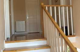 De vanzare casa pentru familia ta! 160 mp utili, 1000 mp teren, garaj, finisata modern lux, la cheie!