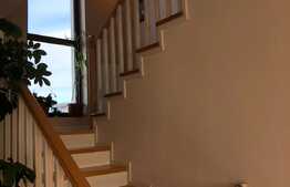 De vanzare casa pentru familia ta! 160 mp utili, 1000 mp teren, garaj, finisata modern lux, la cheie!