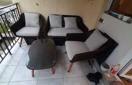 Garaj, parcare exterioara, 2 boxe, etaj intermediar, zona centrala