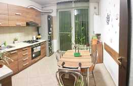 Apartament 3 camere, semidecomandate, 100 mp, parcare, zona strazii Fagului