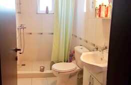 Apartament 3 camere, semidecomandate, 100 mp, parcare, zona strazii Fagului