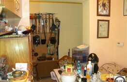 Vanzare 3 camere la 2 minute de Casa de Cultura a Studentilor