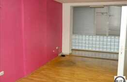 Vanzare 3 camere la 2 minute de Casa de Cultura a Studentilor