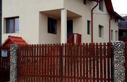 Casa individuala de vanzare, 160 mp, 1760 mp teren, zona Fodora