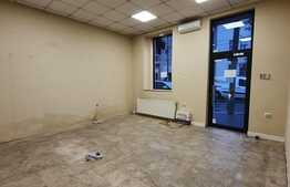 Spatiu comercial, 48 mp, vitrina la strada!