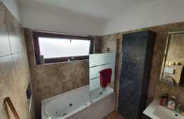 Finisaje de lux, 55mp, 3 camere, terasa 50mp, loc parcare! Zona strazii Subcetate!