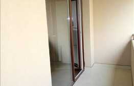 De vanzare apartament cu 3 camere, 61 mp utili