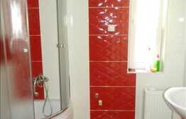 De vanzare apartament cu 3 camere, 61 mp utili