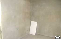 Apartament finisat, 3 camere plus 50 mp CURTE, zona Spitalul de Recuperare