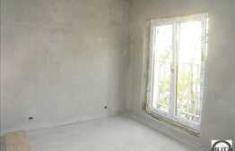 Apartament finisat, 3 camere plus 50 mp CURTE, zona Spitalul de Recuperare