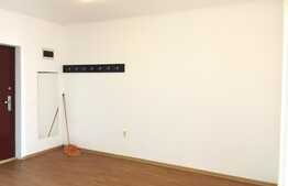 Apartament 3 camere, 56 mp, zona strazii Subcetate