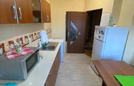 Apartament 3 camere, 69mp, mobilat, parcare, zona Stejarului