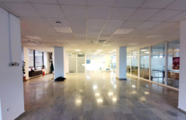 Etaj integral in cladire de birouri, 348 mp, zona The OFFICE, 4 locuri de parcare incluse
