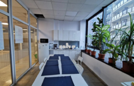 Etaj integral in cladire de birouri, 348 mp, zona The OFFICE, 4 locuri de parcare incluse