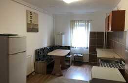 Apartament 3 camere decomandate, 67 mp, zona Piata Cipariu