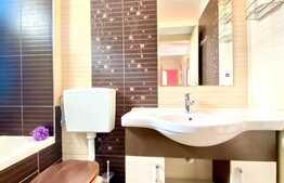 Apartament 3 camere, 80 mp, terasa 200 mp, parcare, pet friendly, zona Hotel Gala