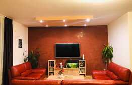 Disponibil cu 1 aprilie.Apartament 3 camere, 2 bai, 82mp, 2 parcari, zona strazii Florilor