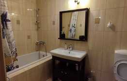 Apartament 3 camere, 60 mp, parcare, zona strazii Florilor