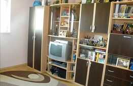 Apartament 3 camere, 72 mp utili, garaj, boxa, zona MOL