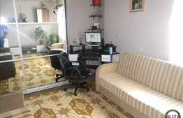 De vanzare 2 camere decomandate, 54 mp utili, zona strazii Luceafarului