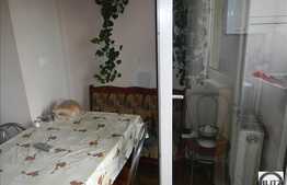 De vanzare 2 camere decomandate, 54 mp utili, zona strazii Luceafarului