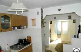 Vanzare 4 camere, decomandat, 94 mp, parcare, boxa la subsol, zona Kaufland!