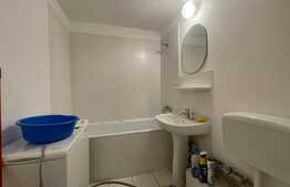 Apartament de 2 camere, decomandat, balcon, zona Golden Tulip