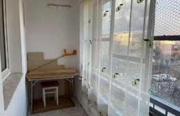 Apartament de 2 camere, decomandat, balcon, zona Golden Tulip