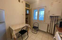 Apartament de 2 camere, decomandat, balcon, zona Golden Tulip