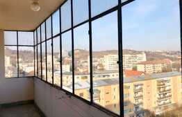 Apartament cu 3 camere, 80 mp, priveliste panoramica, zona Hotel Napoca