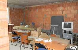 Apartament decomandat cu 3 camere, 60 mp, semifinisat